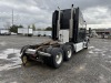 2001 Peterbilt 387 T/A Sleeper Truck - 4