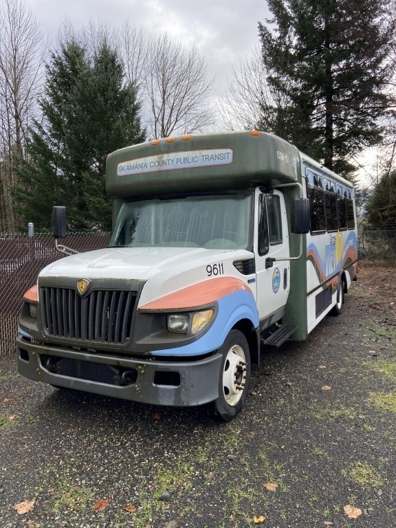 2012 International Navistar Shuttle Bus