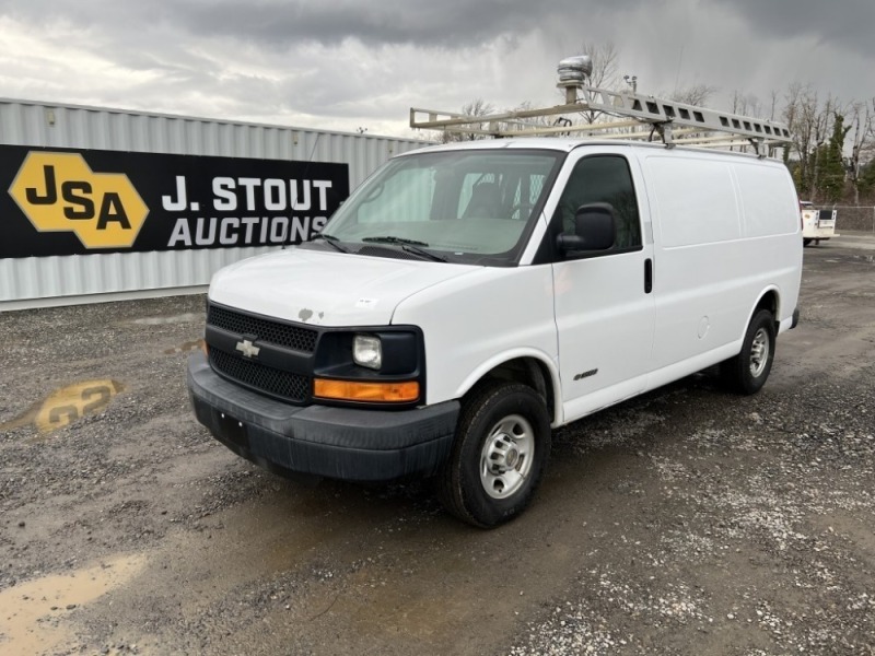 2005 Chevrolet Express 3500 Cargo Van