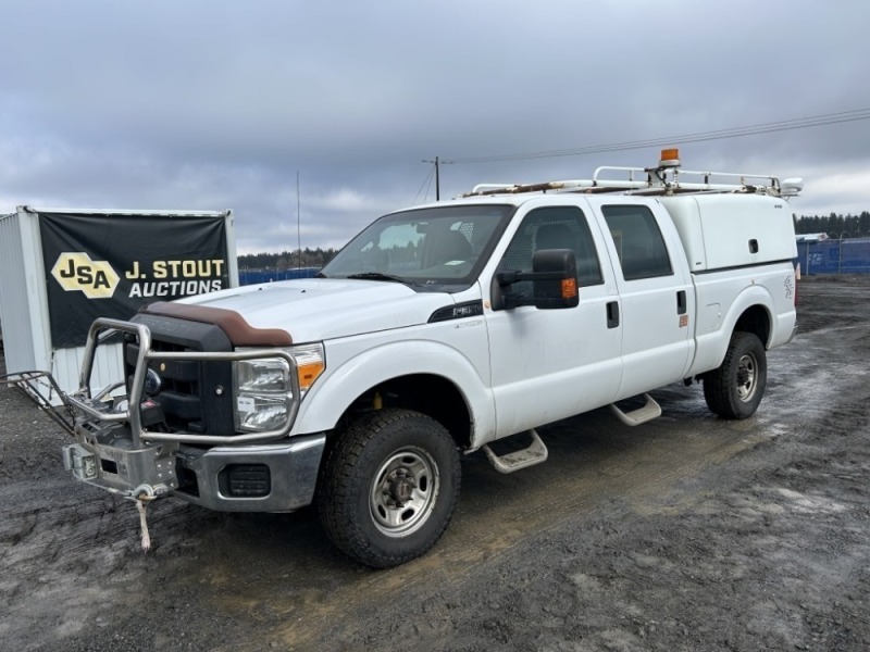 2012 Ford F350 Super Duty, Crew Cab 4x4 Pickup