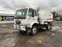 2010 Elgin 3300 Sweeper Truck