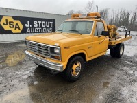 1982 Ford F-350 Flatbed Truck