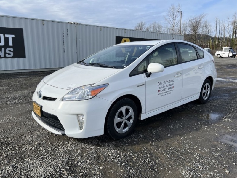 2013 Toyota Prius Sedan