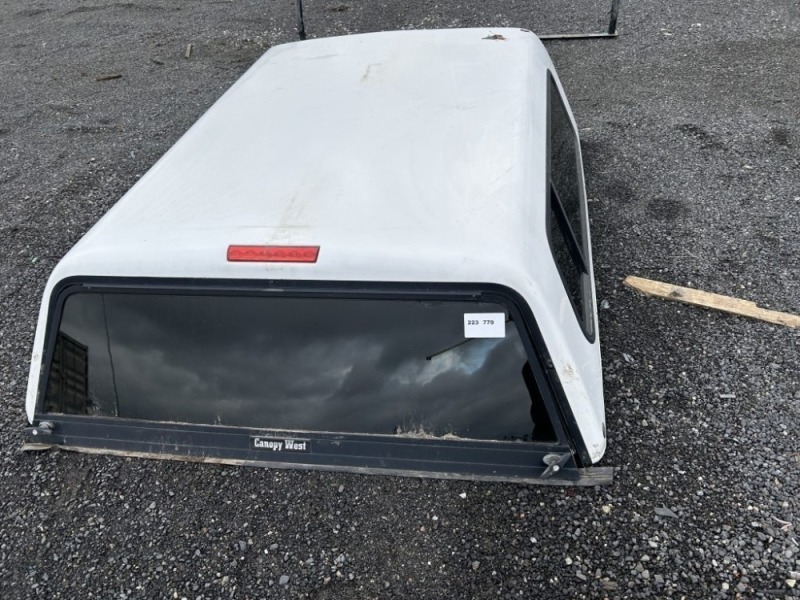 Fiberglass Canopy for a Pick-Up