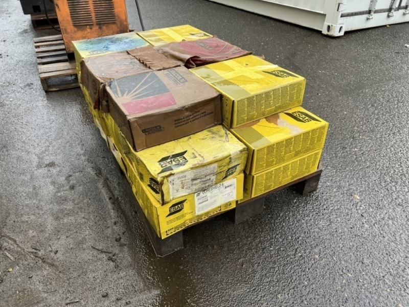 Stout Wire ESAB Coreshield 8 Welding Wire | J. Stout Auction