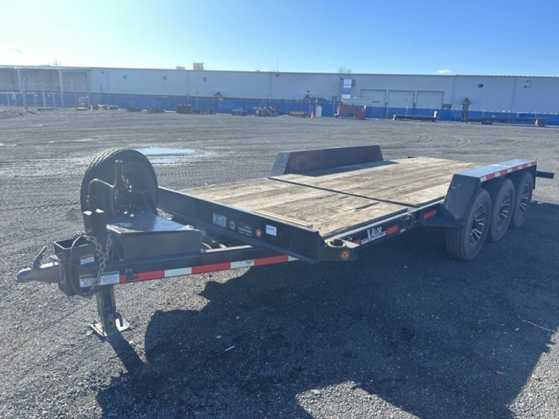 2022 Valor 18TUS Tri-Axle Tilt Deck Trailer