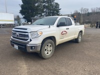 2016 Toyota Tundra SR5 Crew Cab 4x4 Pickup