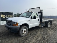 2001 Ford F550 XL Super Duty Flatbed Truck