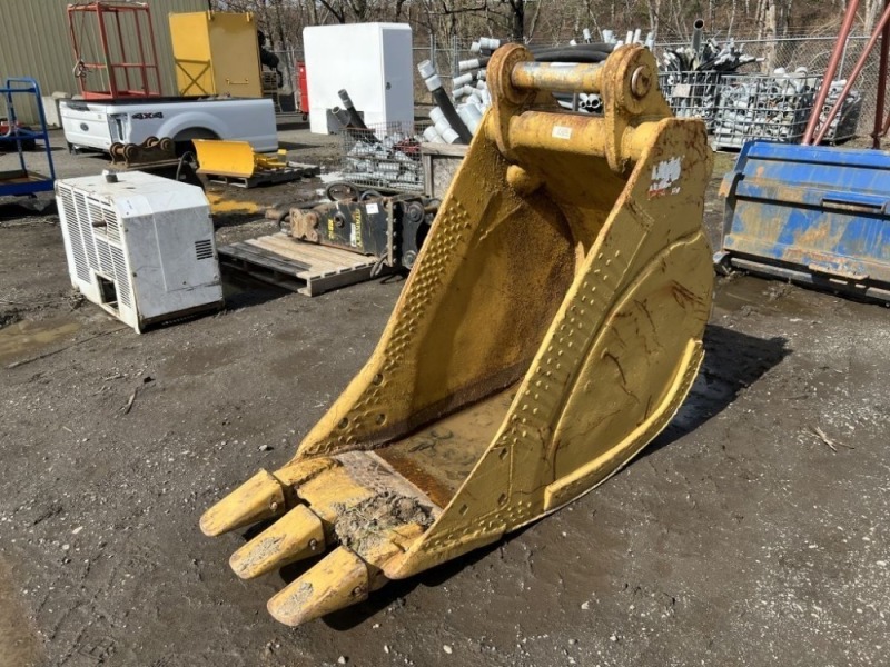 Caterpillar 27" Dig Bucket