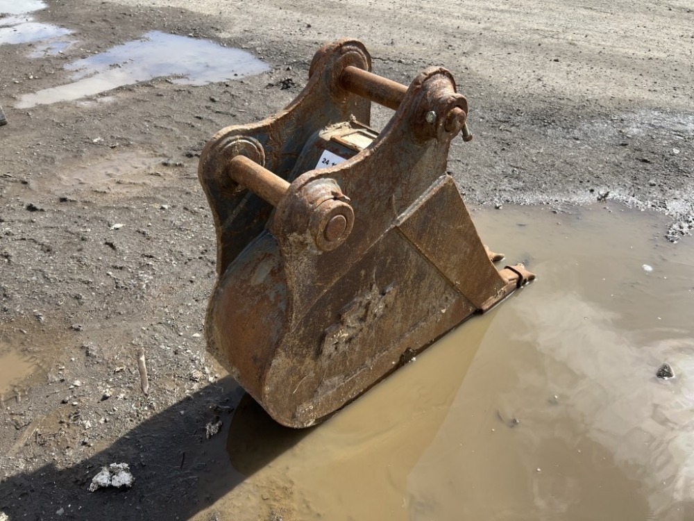 PSM II 12 Dig Bucket | J. Stout Auction