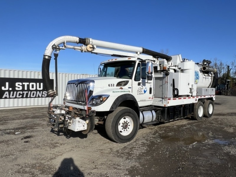 2014 International 7600 Hydro-Excavator Truck