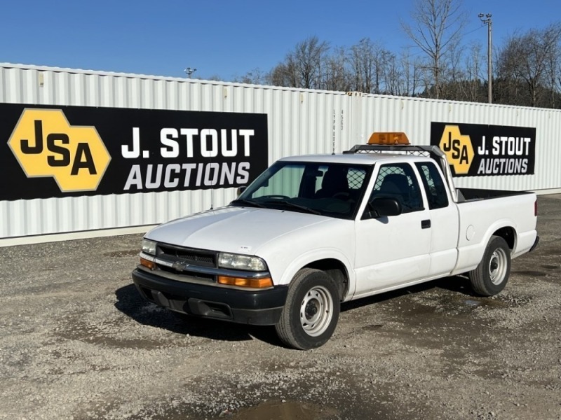 2003 Chevrolet S10 Extra Cab Pickup