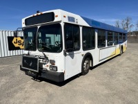 2005 New Flyer D40LF Transit Bus