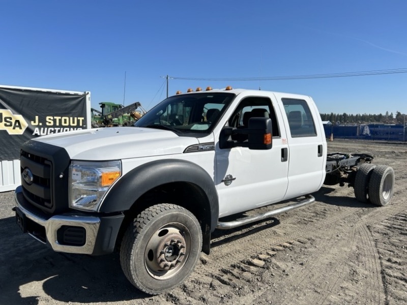 2012 Ford F550 Super Duty 4X4 Crew Cab & Chassis