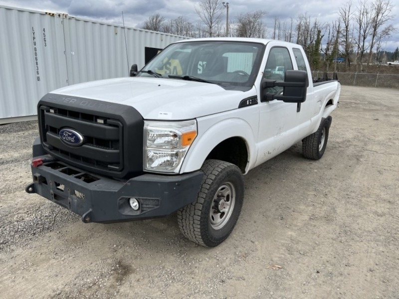 2012 Ford F350 Extra Cab 4x4 Pickup
