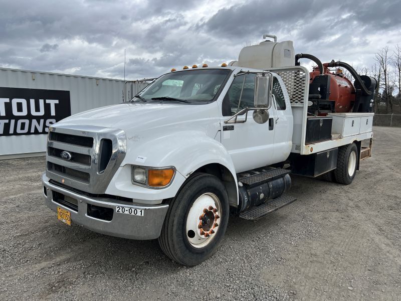 2012 Ford F650 Extra Cab Vacuum Truck