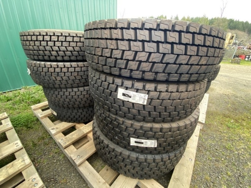 Michelin XDE2+ 315/80R22.5 Tires (New)