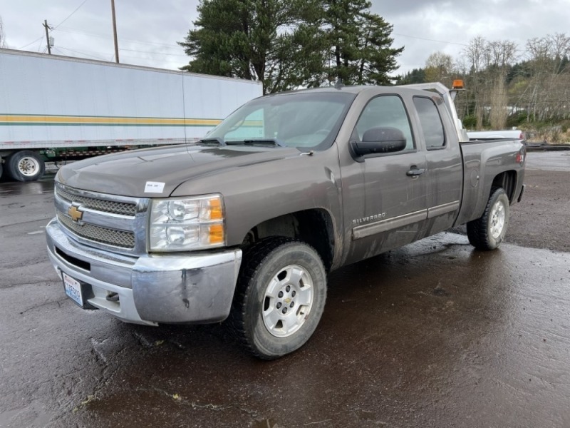 2013 Chevrolet Silverado Extra Cab 4x4 Pickup