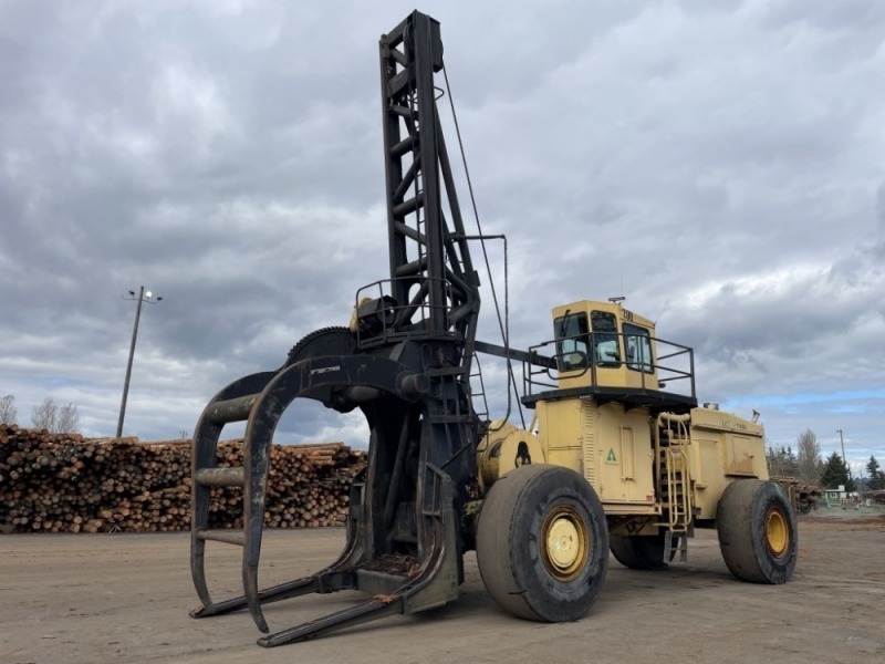 1993 LeTourneau Log Stacker