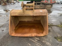 PSM 72" Muck Bucket