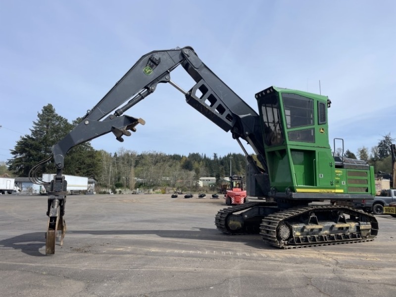 2018 John Deere 2656G LC Log Loader