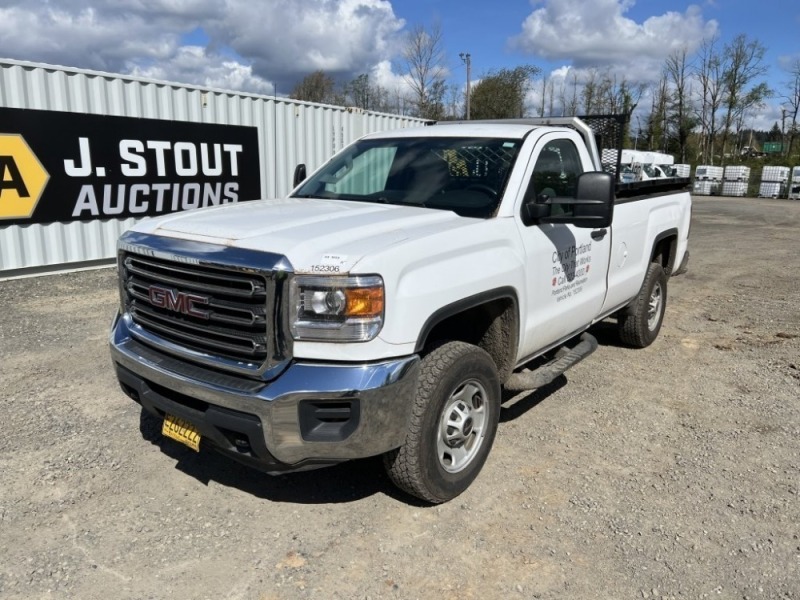 2015 GMC Sierra Pick-up With Dump Insert