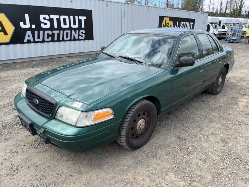 2011 Ford Crown Victoria Sedan