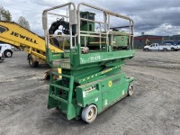 2000 MEC 3247-ES Scissor Lift