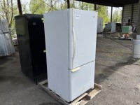 Maytag PBF1951HEW Refridgerator