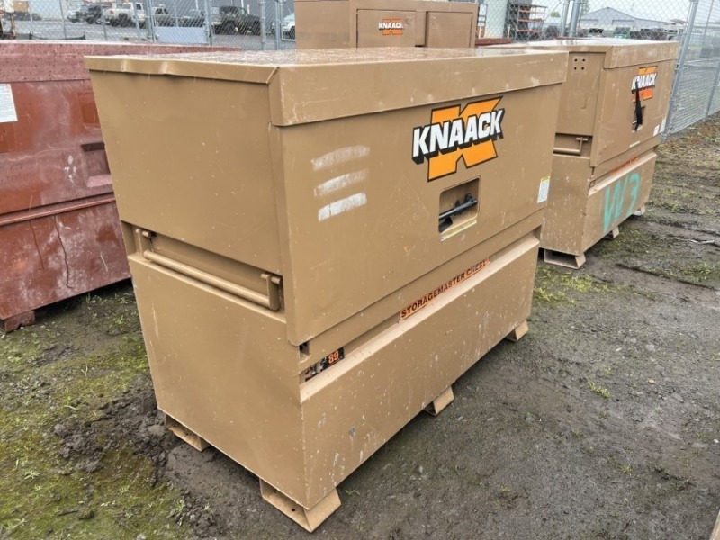 Knaack Job Site Storage Chest