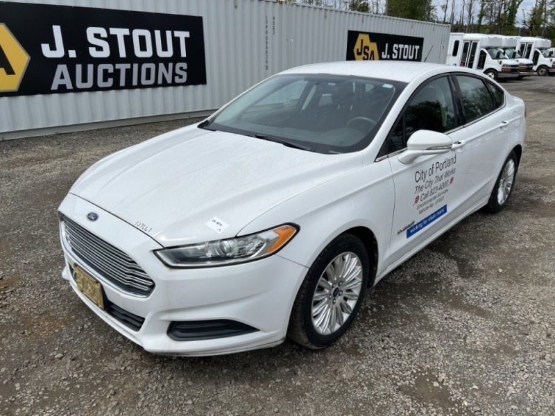 2013 Ford Fusion Sedan