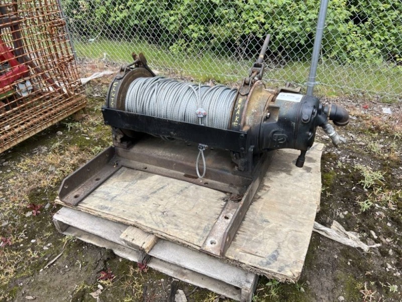 Chicago Pneumatic Winch