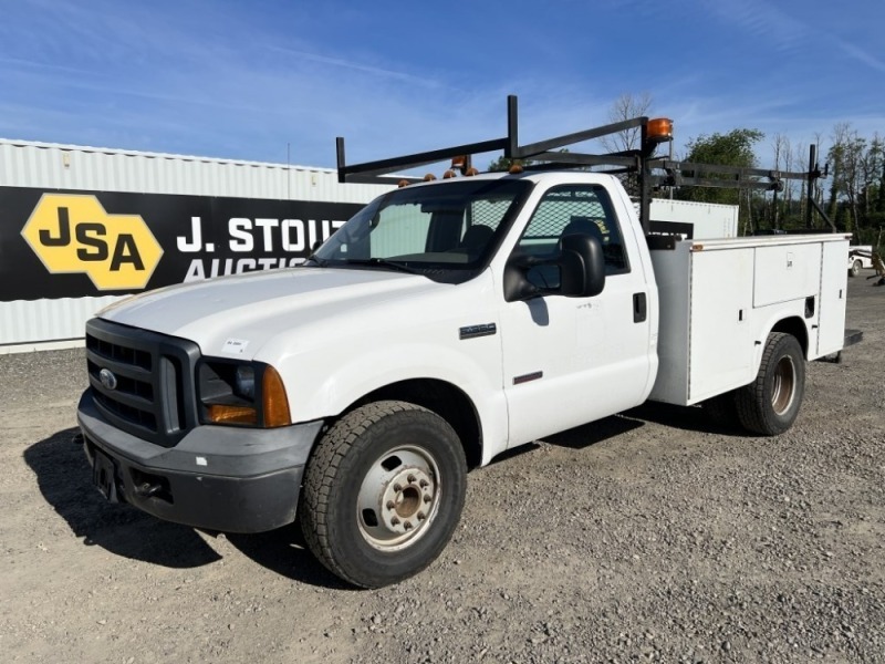 2006 Ford F350 XL SD Utility Truck