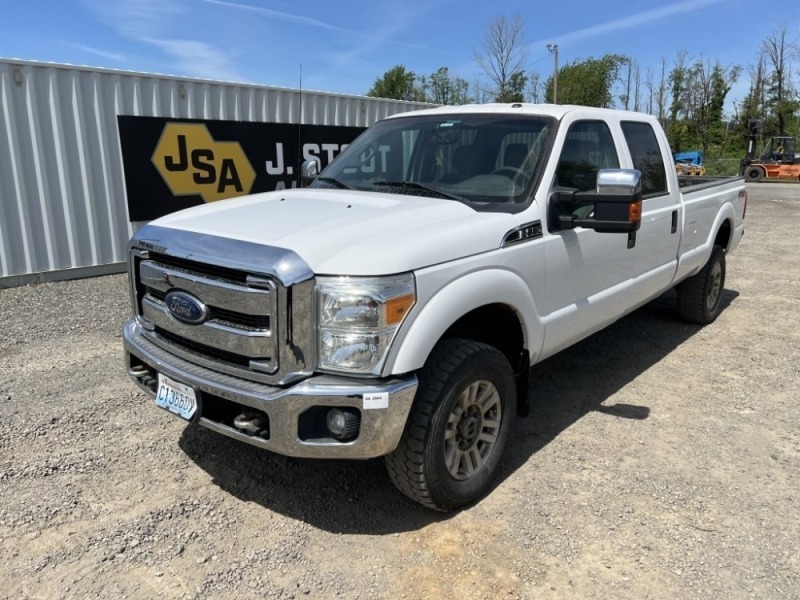 2013 Ford F350 Crew Cab 4x4 Pickup