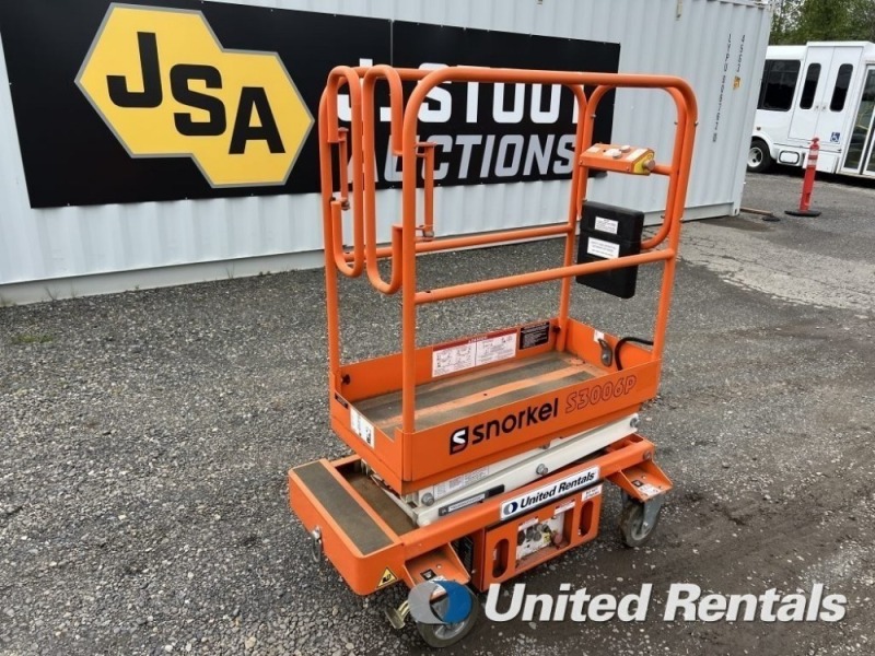 2017 Snorkel S3006P Scissor Lift