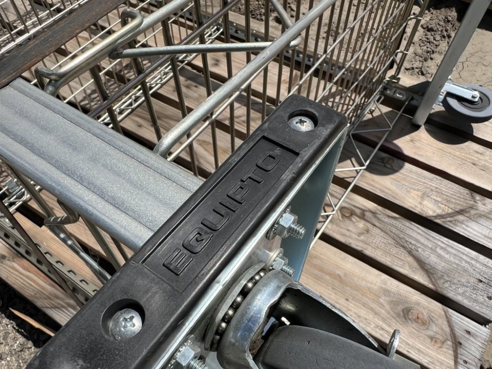 Equipto Rolling Wire Shelf | J. Stout Auction