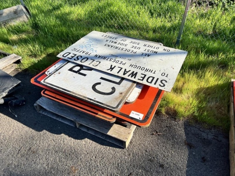 Construction Road Signs