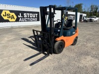 Toyota 18 Forklift