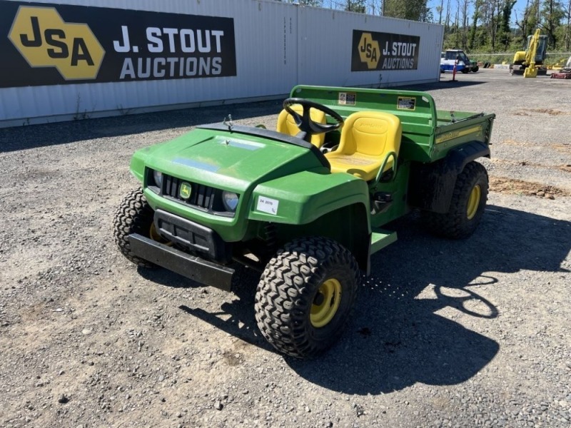 2006 John Deere Gator Turf Utility Cart