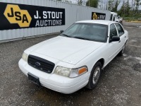 2002 Ford Crown Victoria Sedan