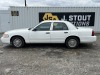 2002 Ford Crown Victoria Sedan - 7