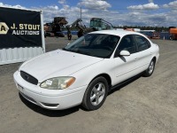 2004 Ford Taurus SE Sedan