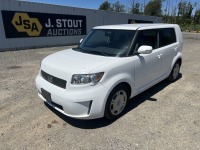 2008 Scion XB Hatchback Sedan