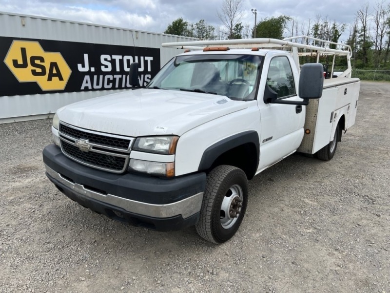 2007 Chevrolet 3500 Utility Truck