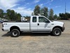 2001 Ford F350 XL SD 4x4 Extra Cab Pickup - 3