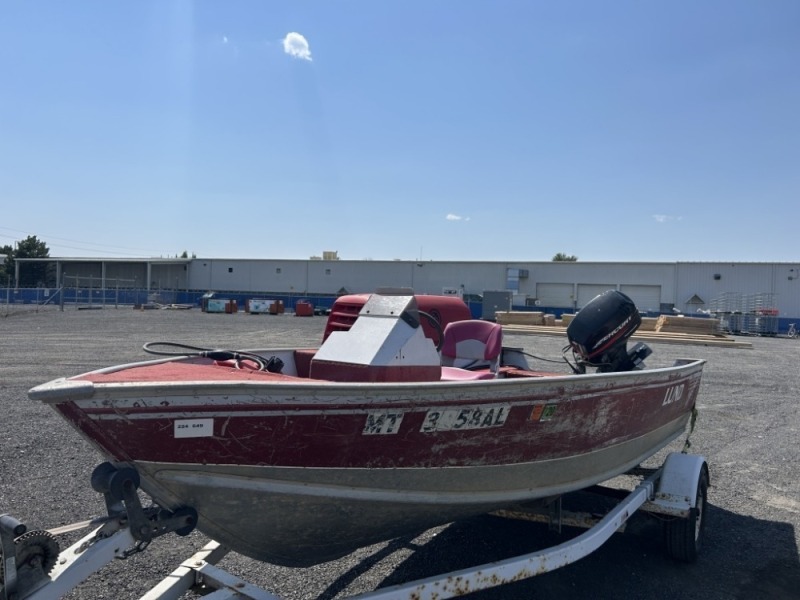 1993 Lund 1600 Explorer DLX 16' Boat