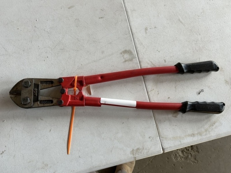 Ace Bolt Cutters