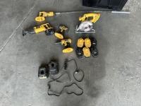 DeWalt 18V Cordless Circular Saw