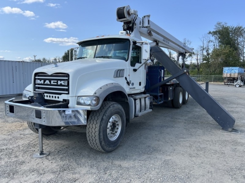 2014 Mack - Manitex 26101C Crane Truck