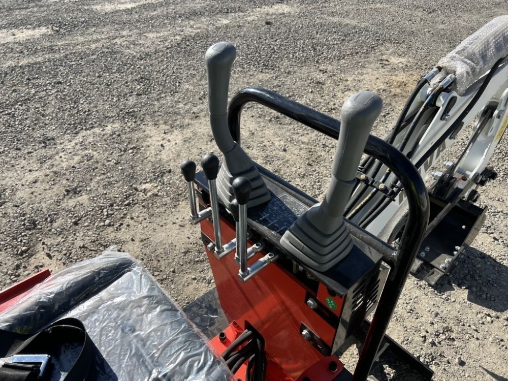 2024 Miva VA08 Mini Hydraulic Excavator | J. Stout Auction